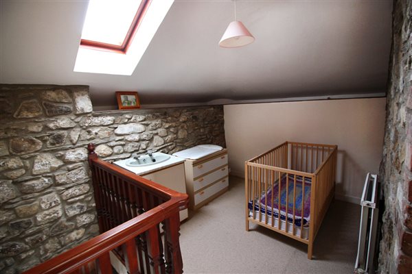 Coach House - Cot room